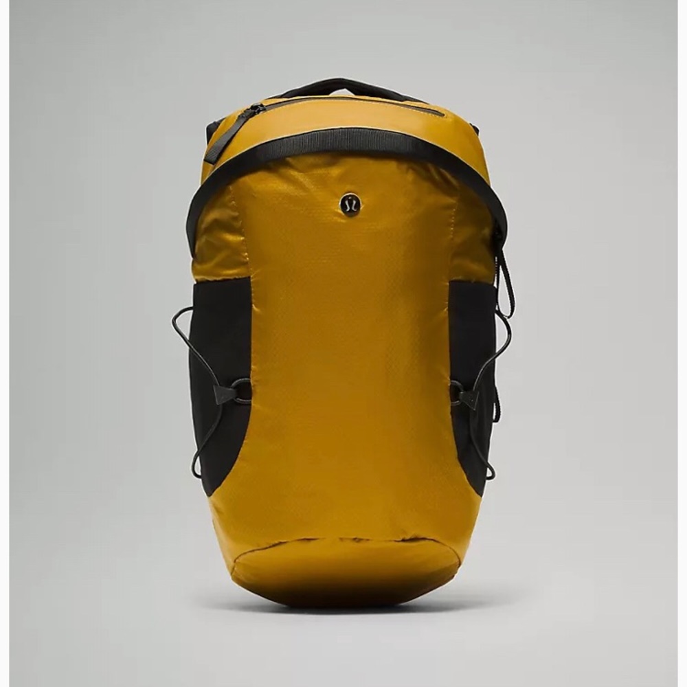 lululemon/ run all day backpack 13L